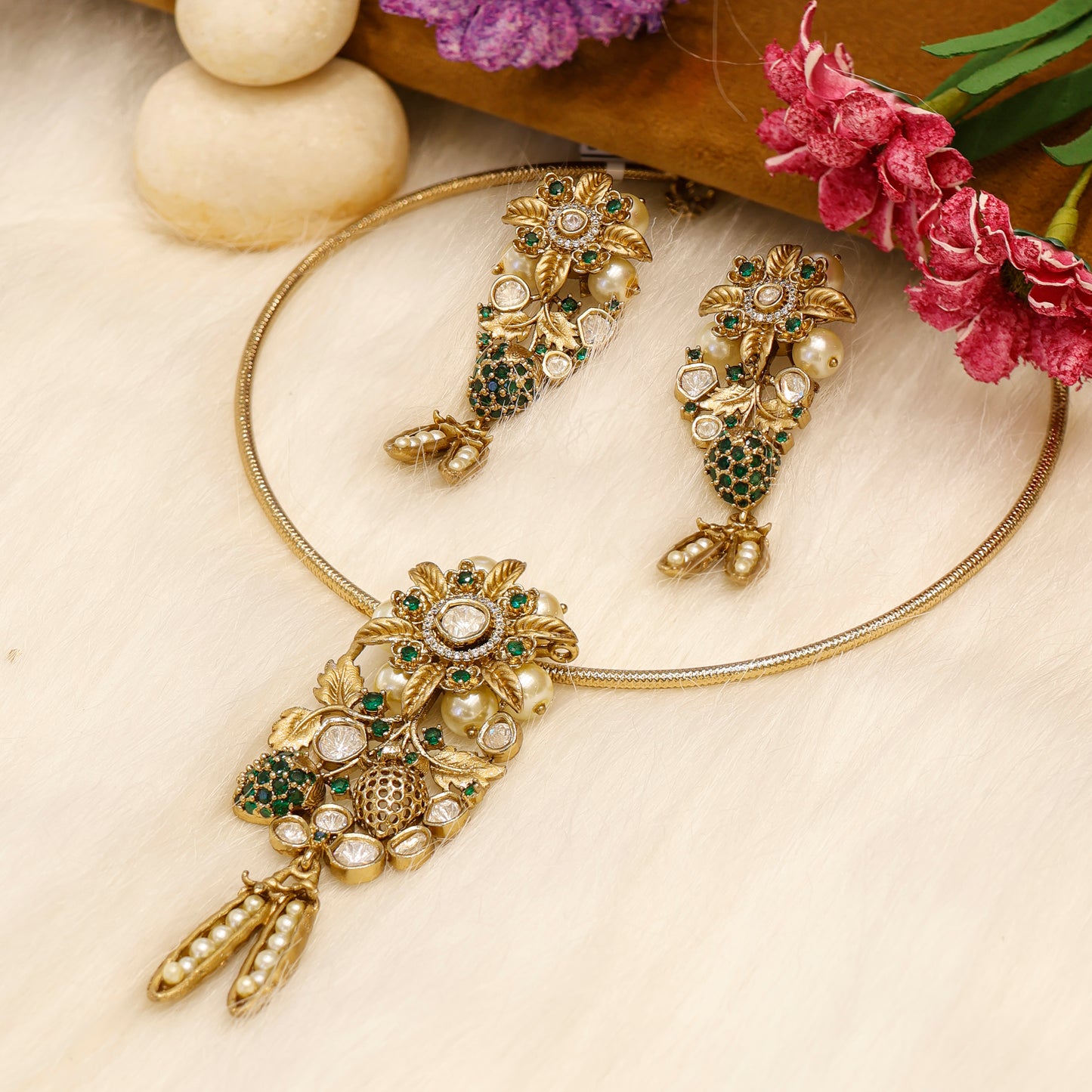 Aanura Antique Floral Pendant Necklace with Pearls