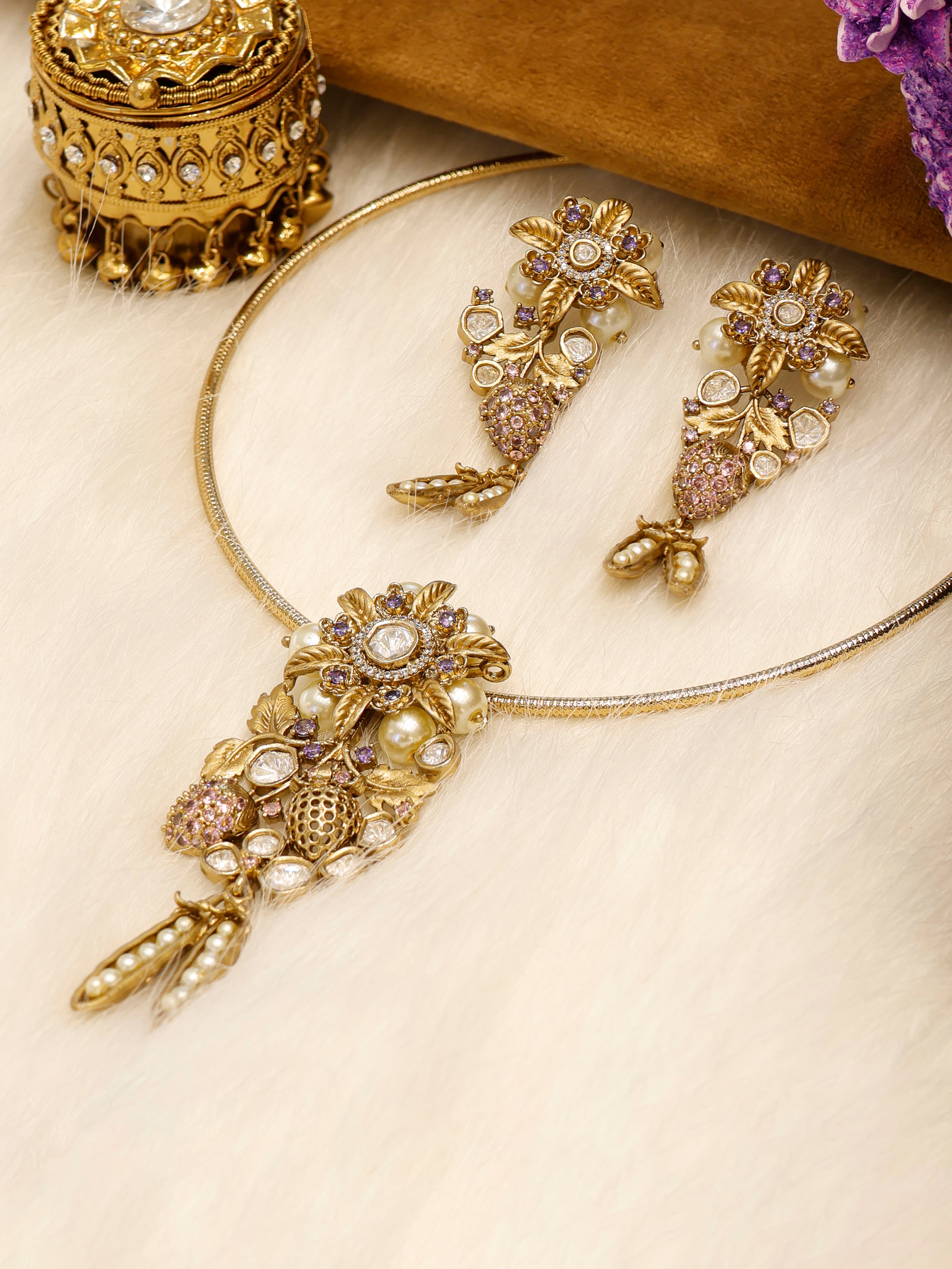 Aanura Antique Floral Pendant Necklace with Pearls