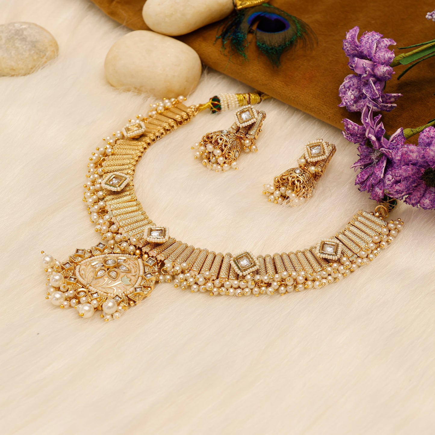 Aanura Kundan Choker Necklace with Green Stones & Pearls