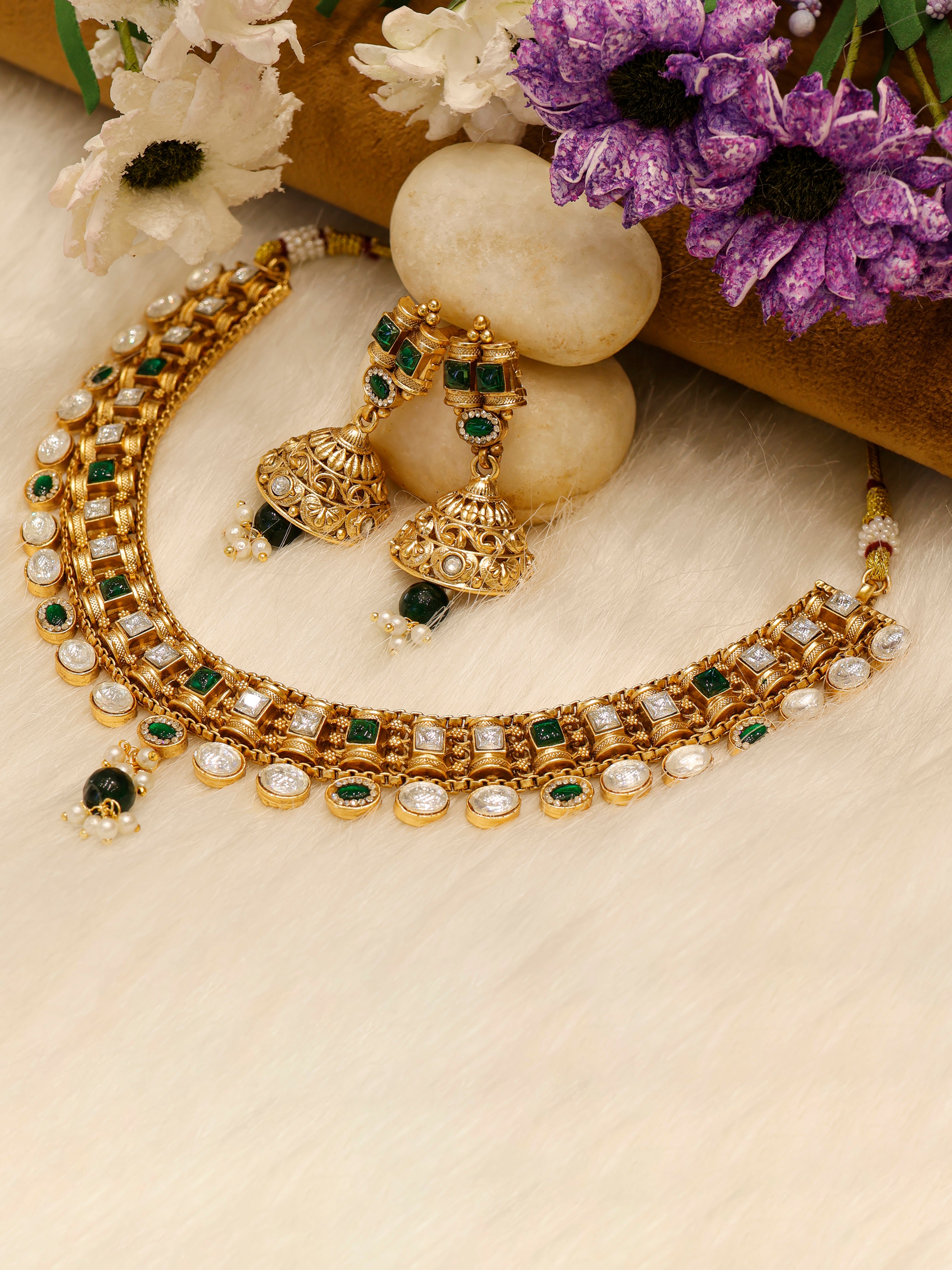 Classic Kundan Pearl Drop Necklace with Matching Earrings