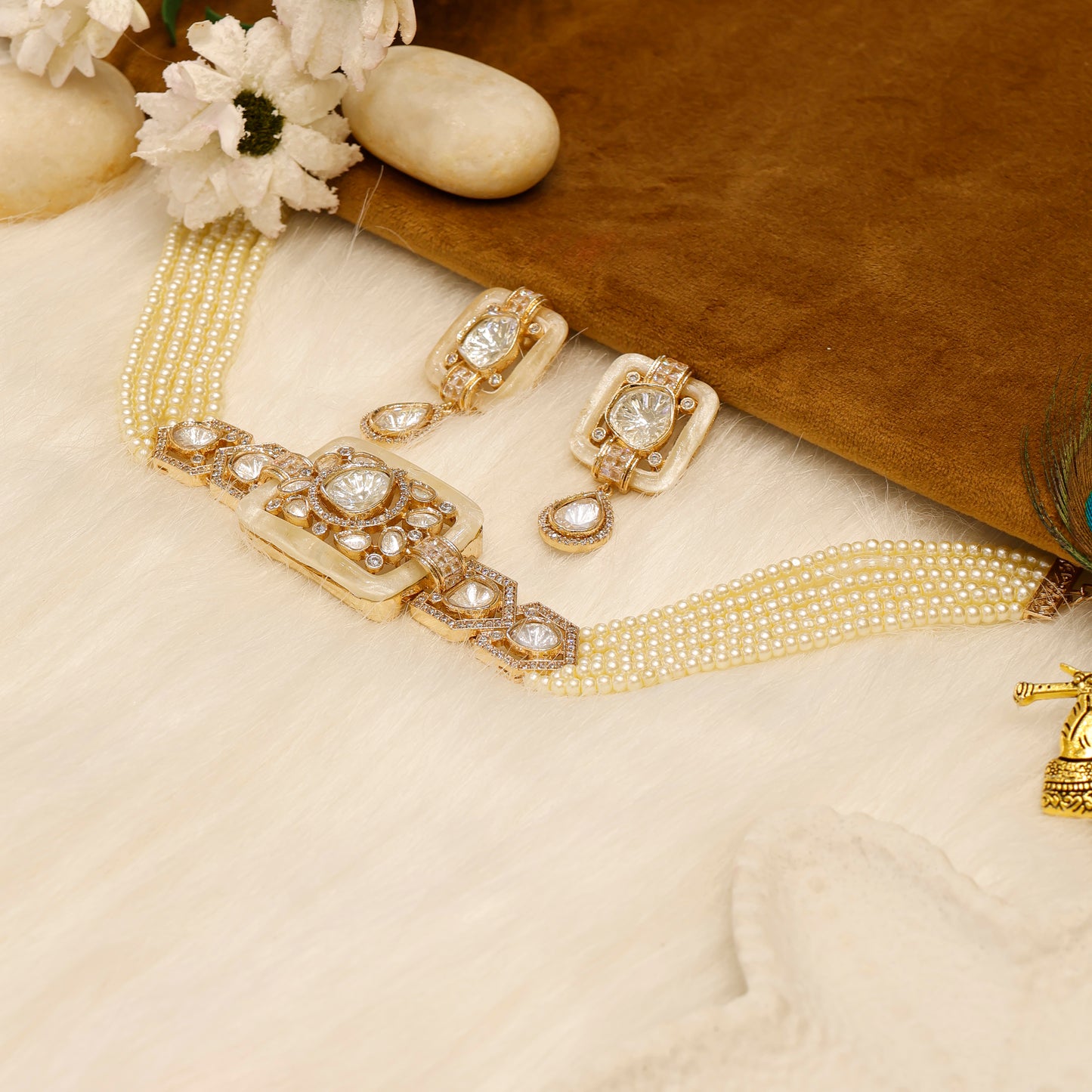 Aanura Statement Choker Necklace with Square Motif & Earrings