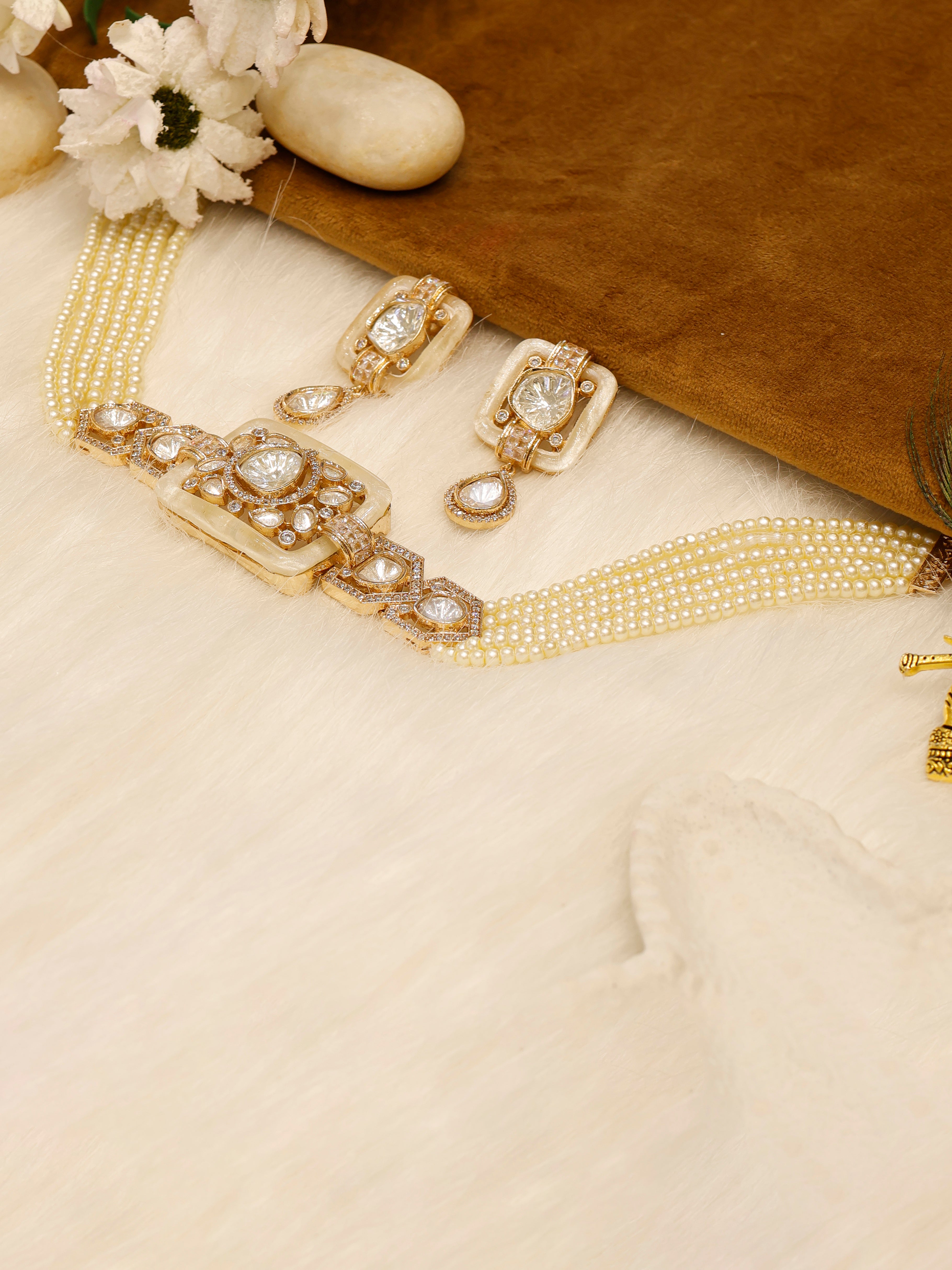 Aanura Statement Choker Necklace with Square Motif & Earrings