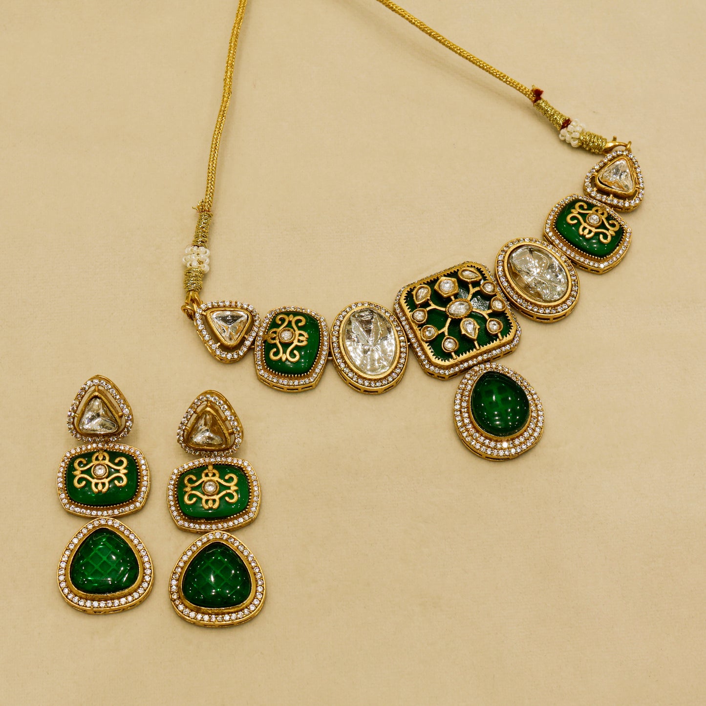 Aanura Kundan Choker Necklace with Teardrop Pendant