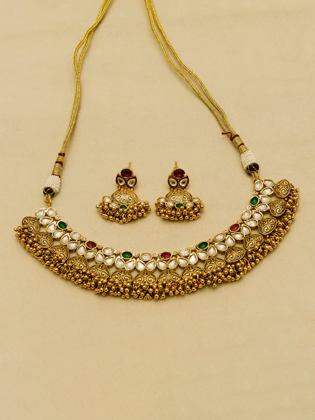 Aanura Antique Gold Kundan Choker Necklace Set