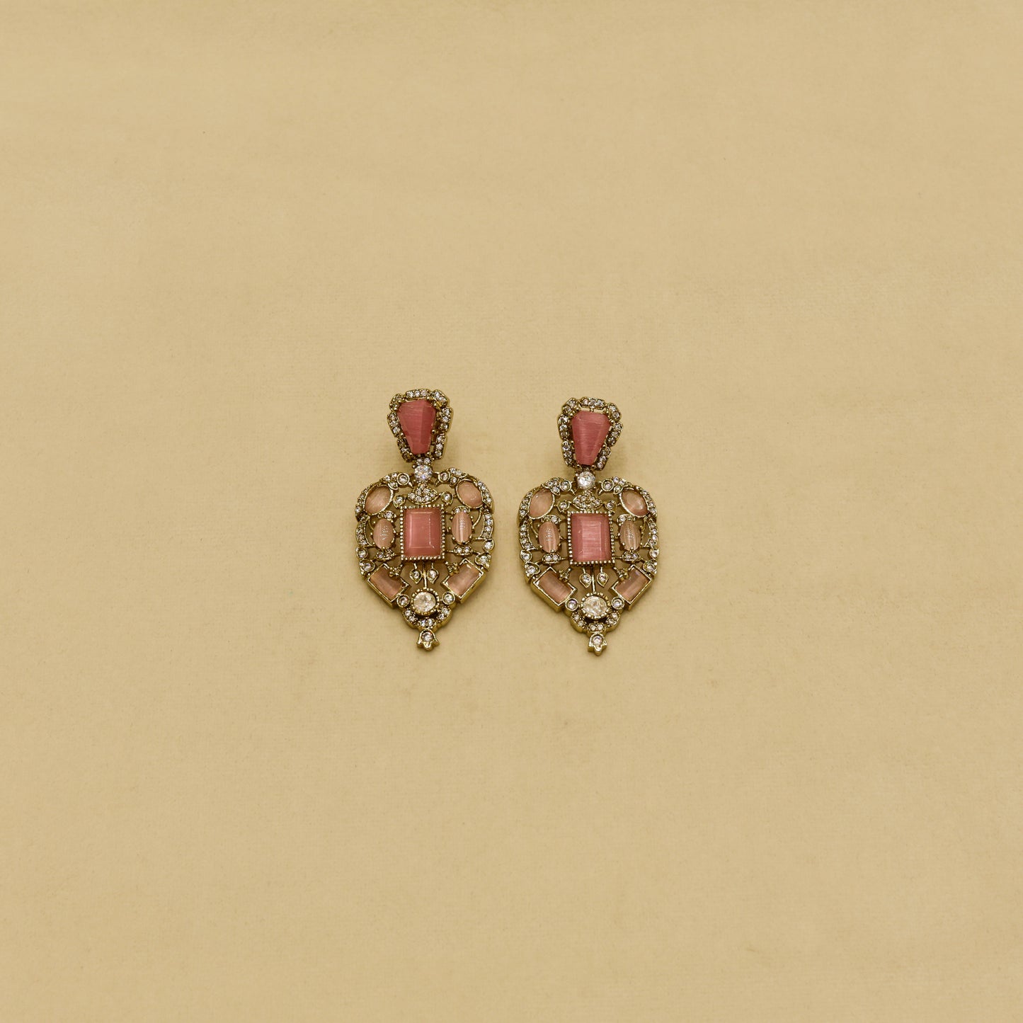 Aanura Red Stone Antique Kundan Necklace & Earrings