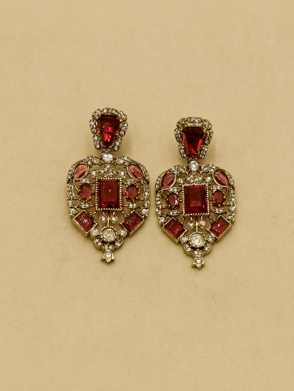 Aanura Red Stone Antique Kundan Necklace & Earrings