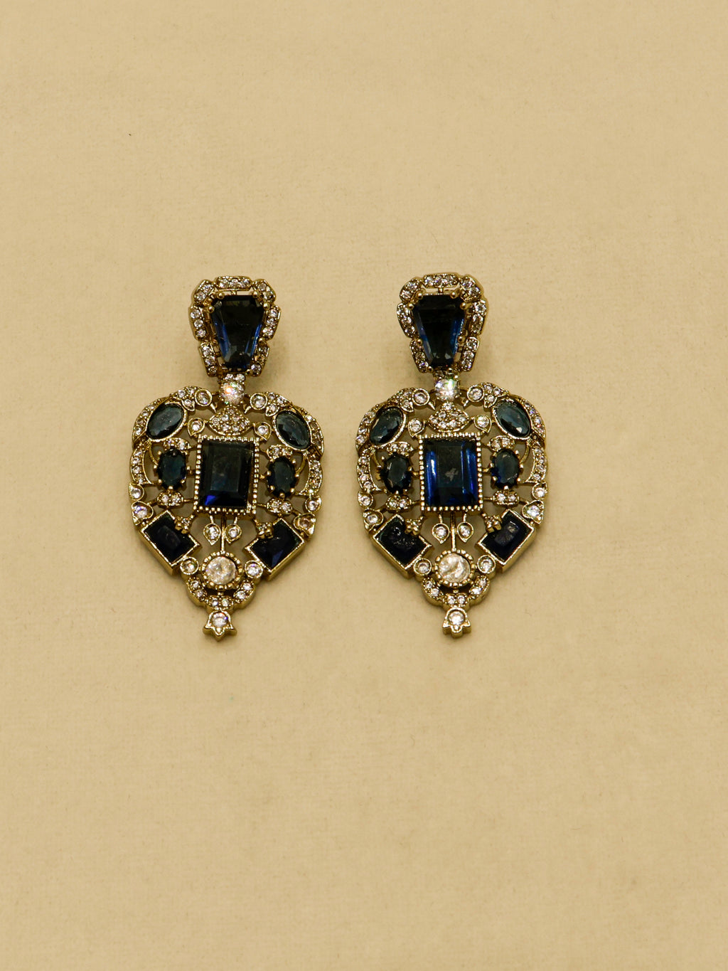 Aanura Red Stone Antique Kundan Necklace & Earrings