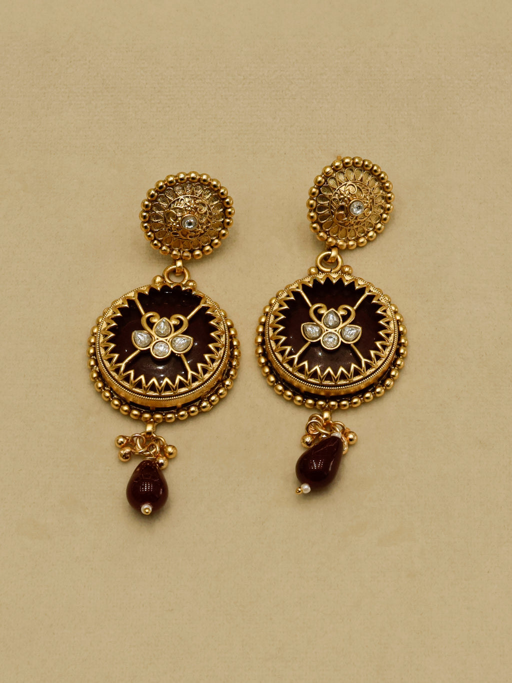 Aanura Circular Heritage Necklace with Green Stones
