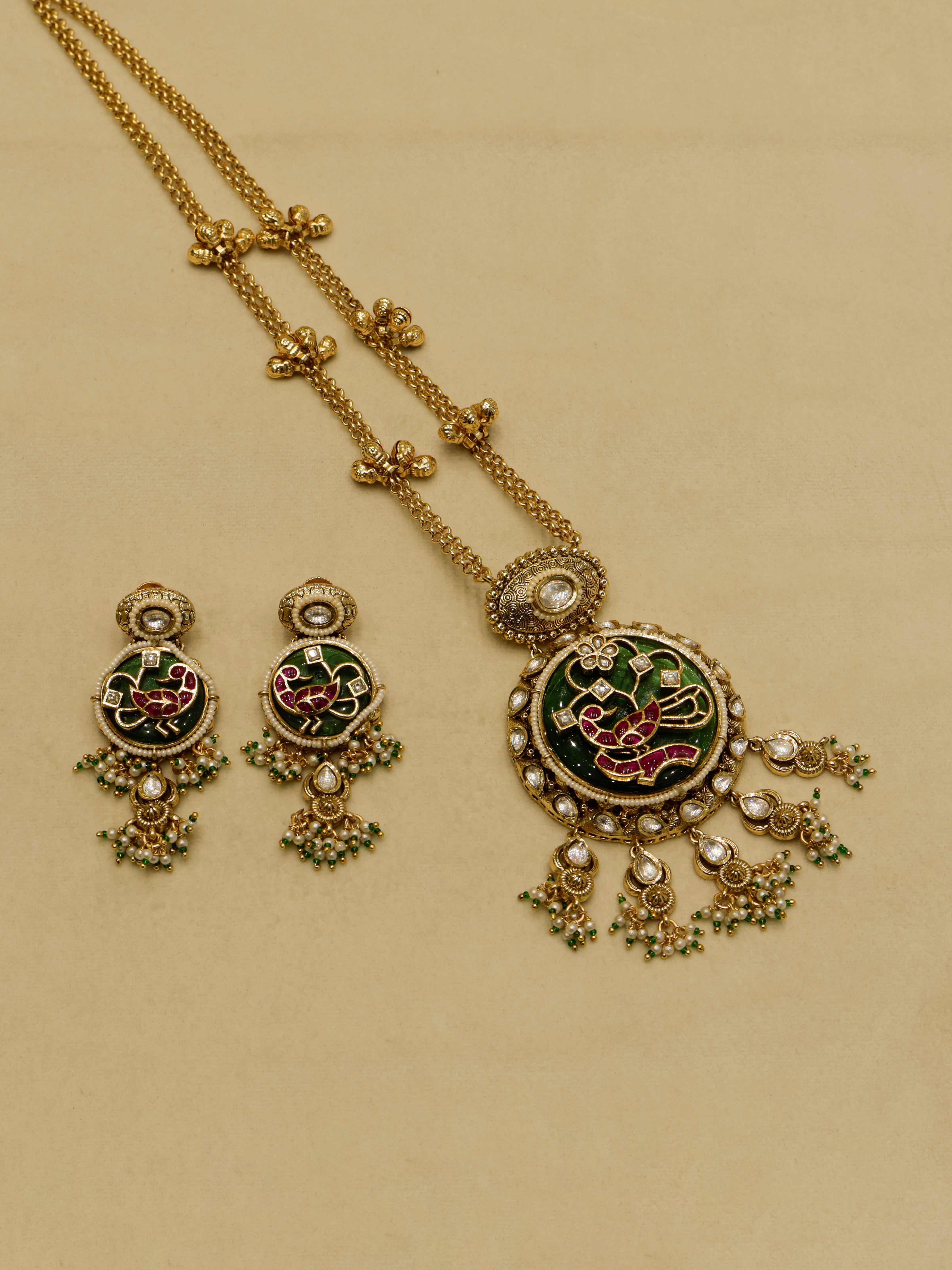 Aanura Peacock Motif Kundan Pendant Necklace Set