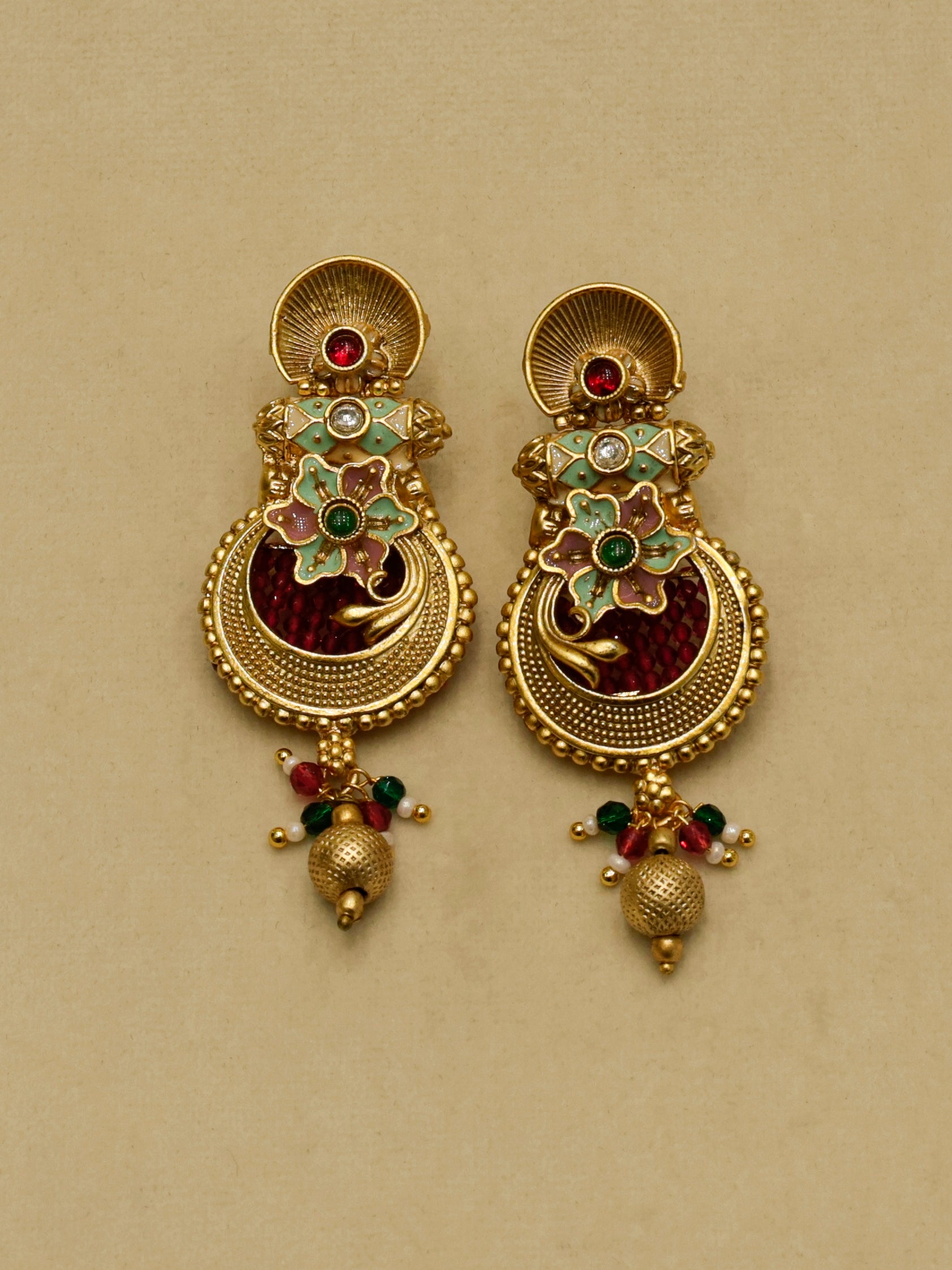 Aanura Temple Style Gold Necklace Set with Earrings