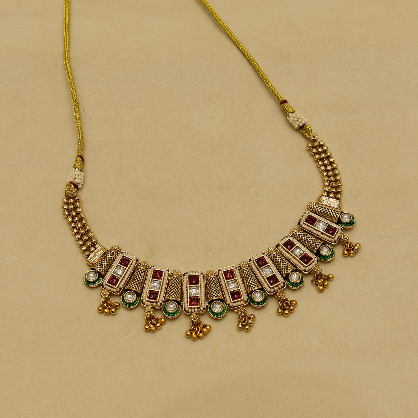 Aanura Antique Green Kundan Choker Necklace Set