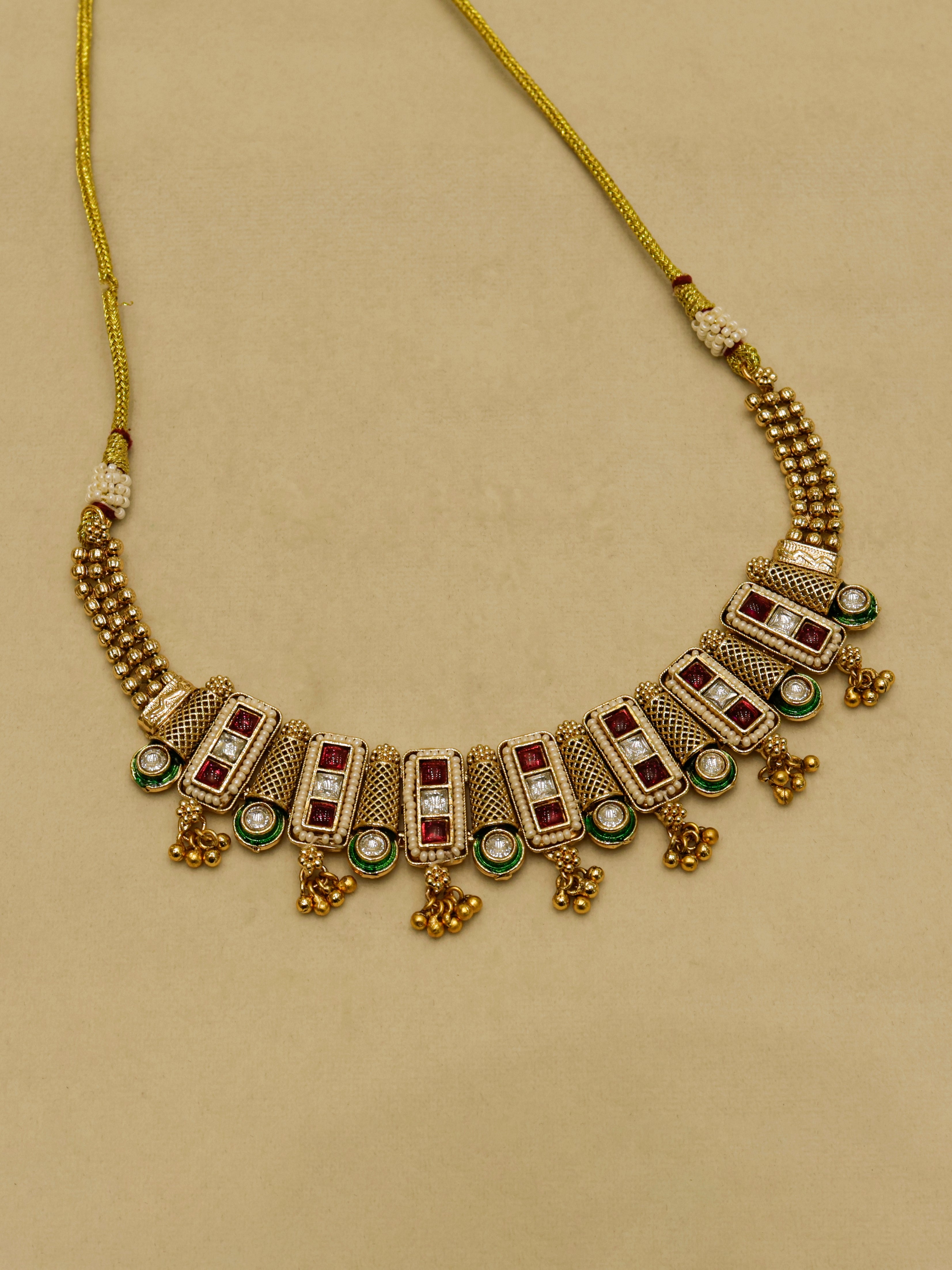 Aanura Antique Green Kundan Choker Necklace Set