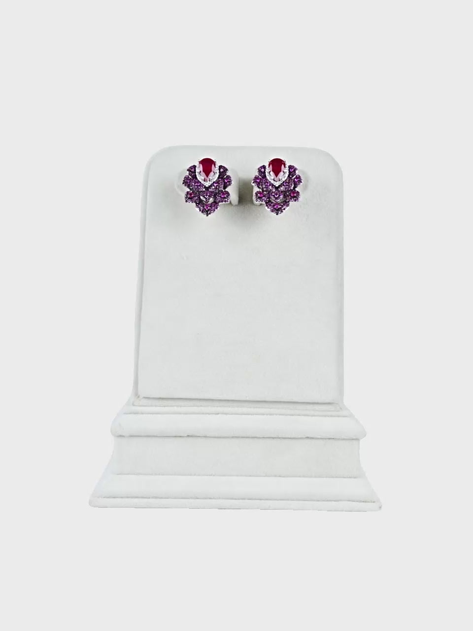 Aanura Emerald Green Leaf Stud Earrings