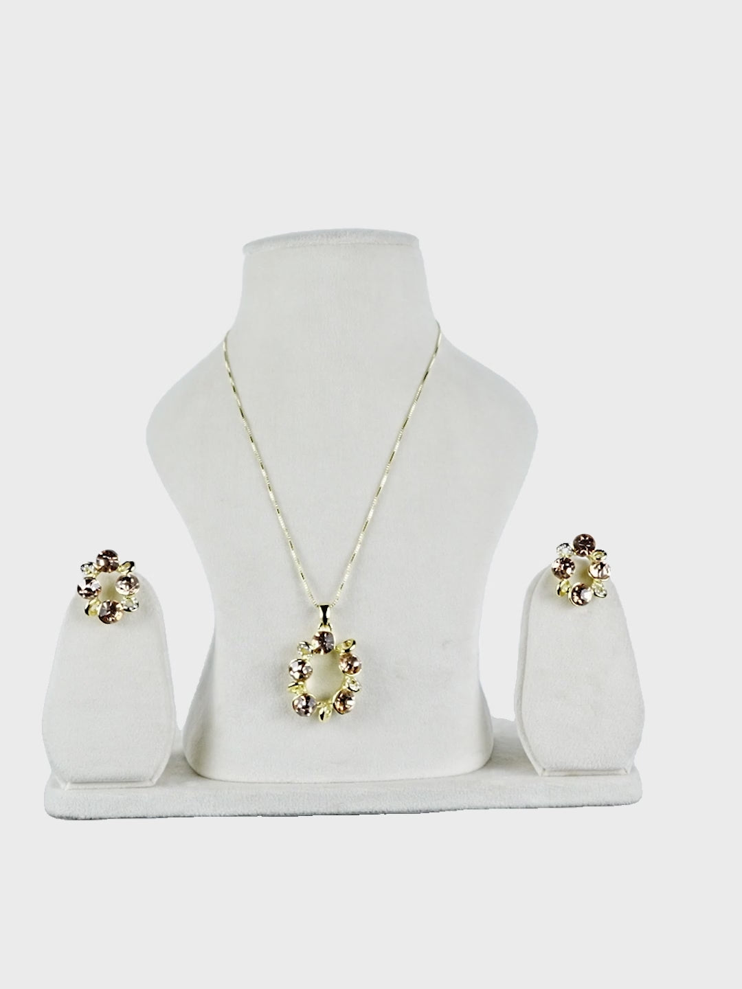 Golden Floral Wreath Necklace & Earrings Set