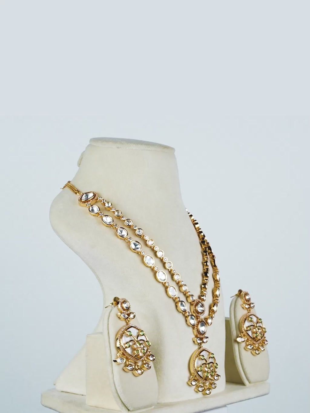 Aanura Green Meenakari Kundan Pendant Necklace Set
