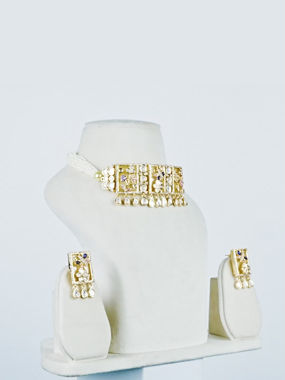 Aanura Floral Panel Choker Necklace Set