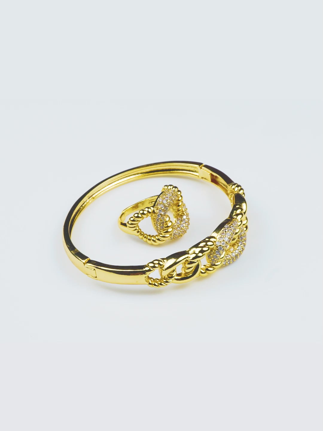 Aanura Gold Twisted Link Crystal Bracelet