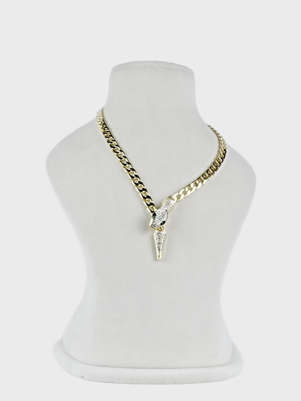 Aanura Gold Cuban Link Chain Necklace