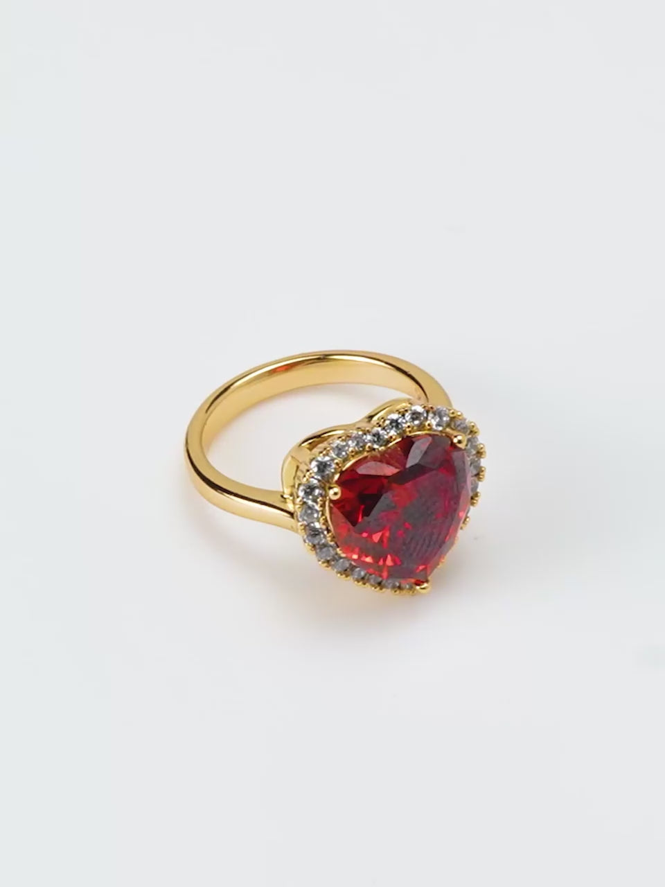18K Gold Plated Halo Oval Anti-Tarnish Waterproof Ring