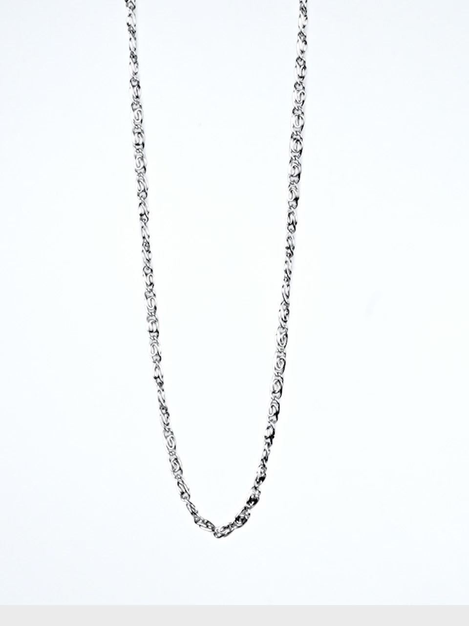 Rhodium Plating Anti Tarnish Waterproof Scroll Chain